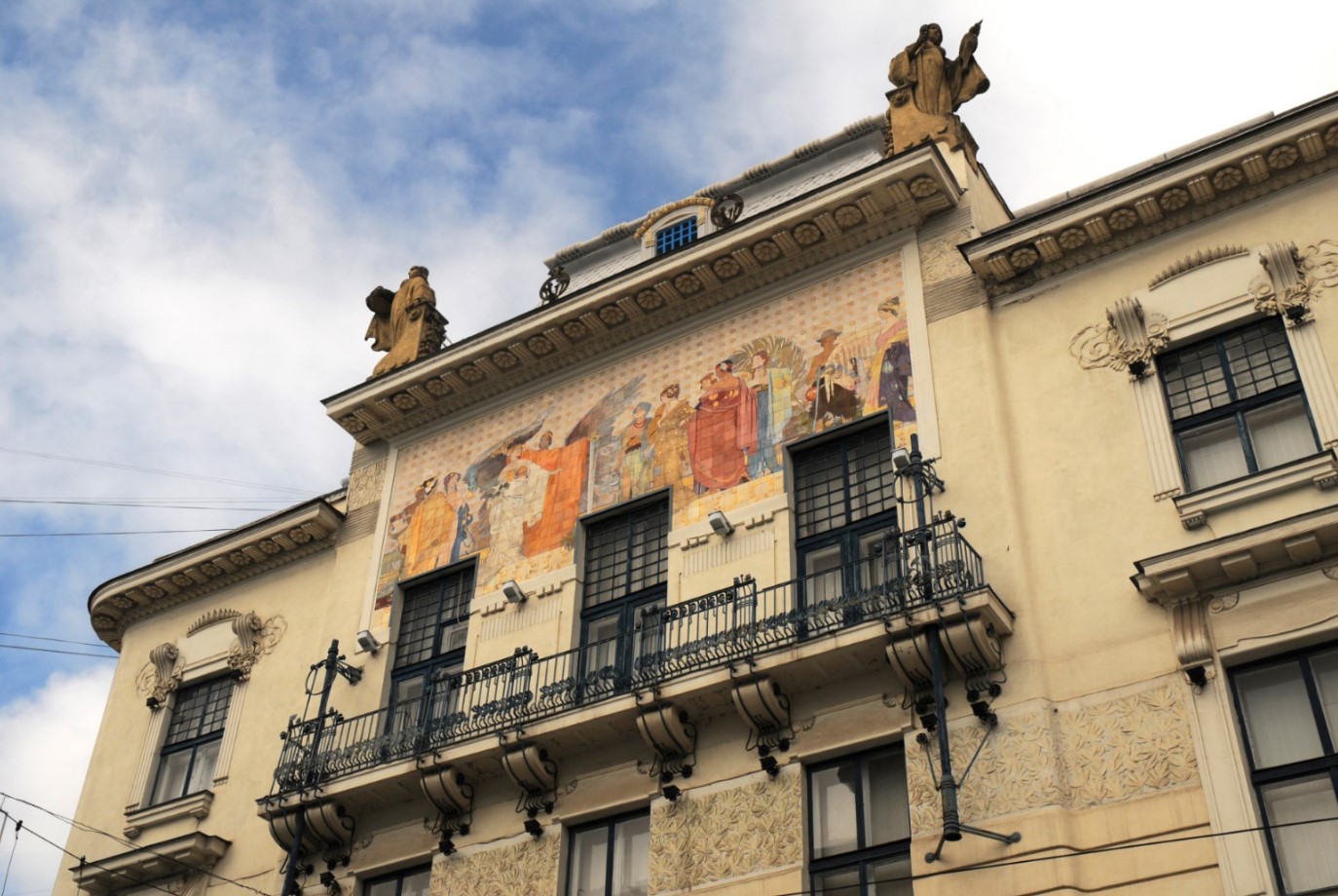 Чернівці в деталях: путівник по найцікавіших пам’ятках, готелях та ресторанах міста