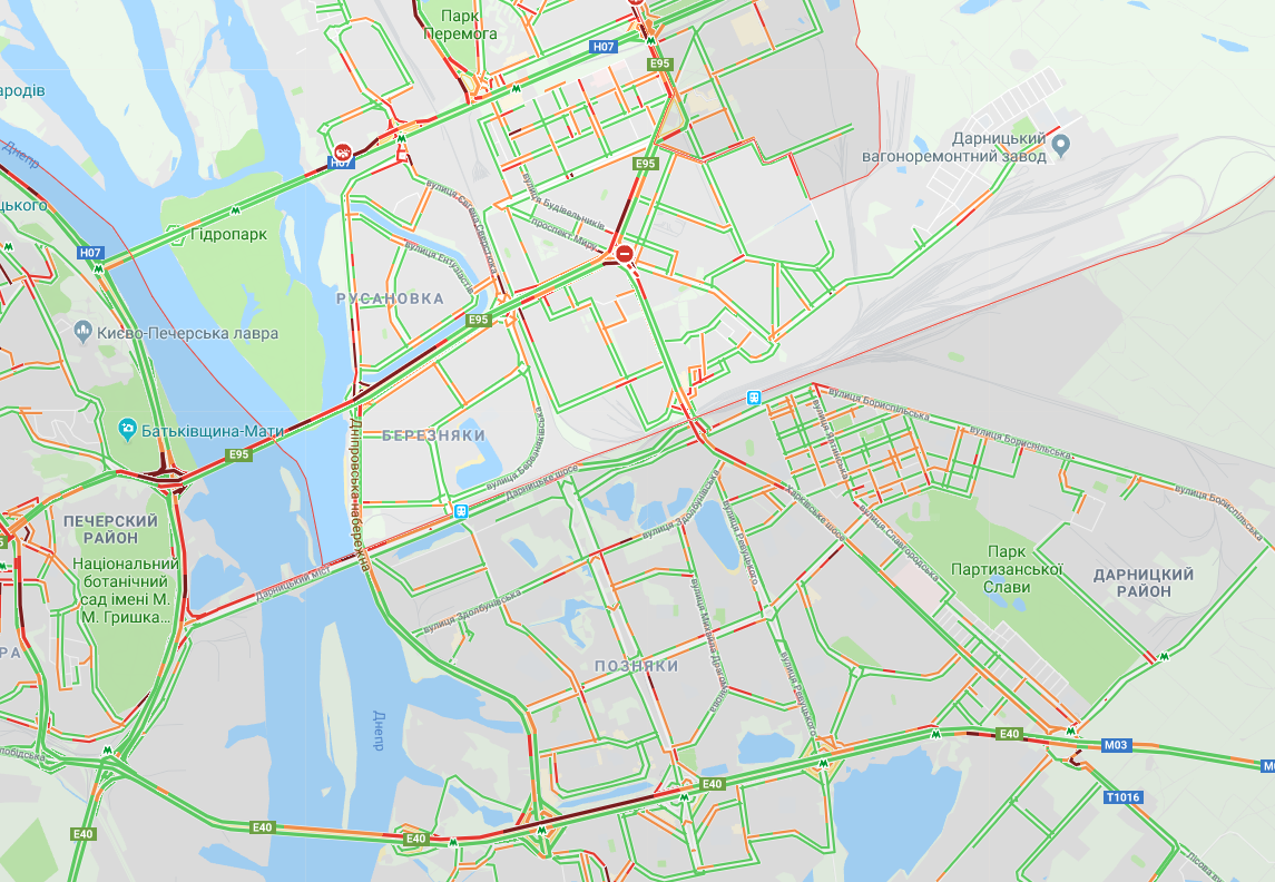 В Киеве образовались многочисленные пробки