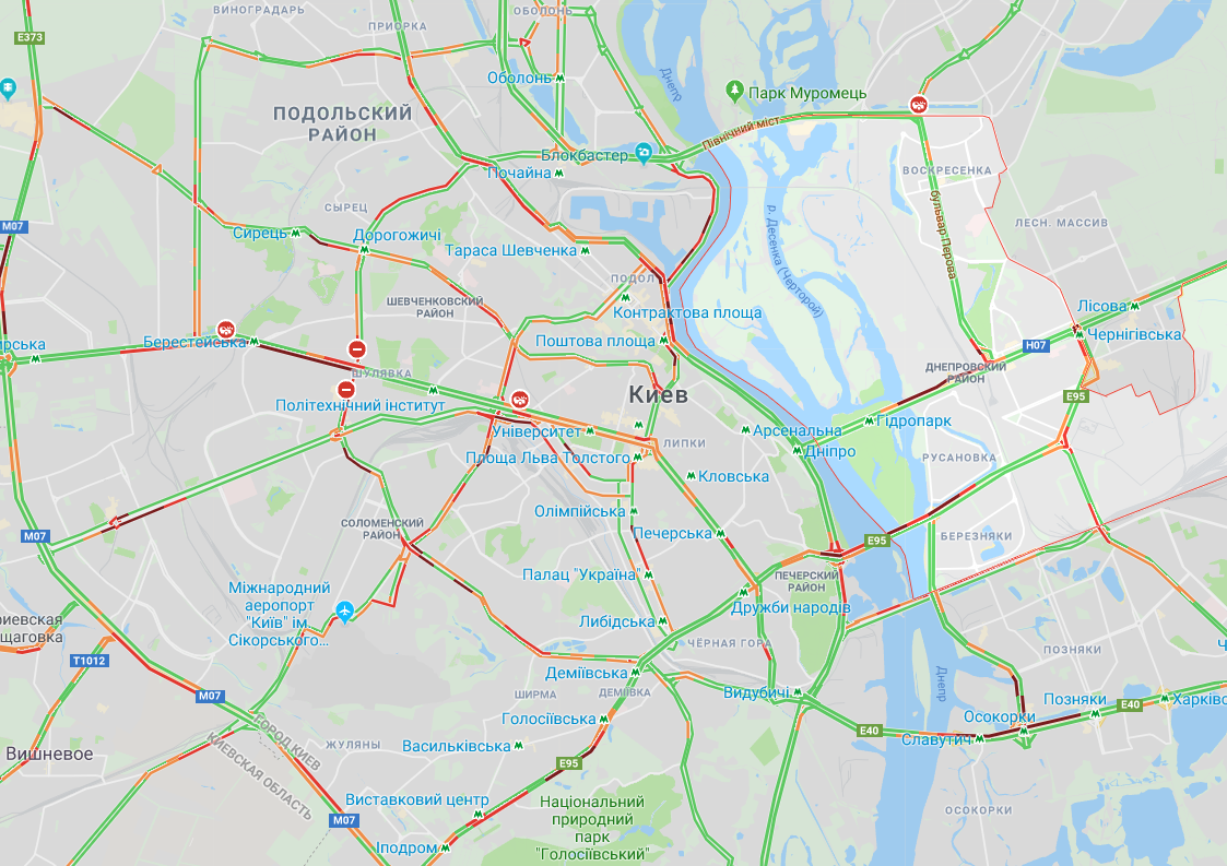 В Киеве образовались многочисленные пробки