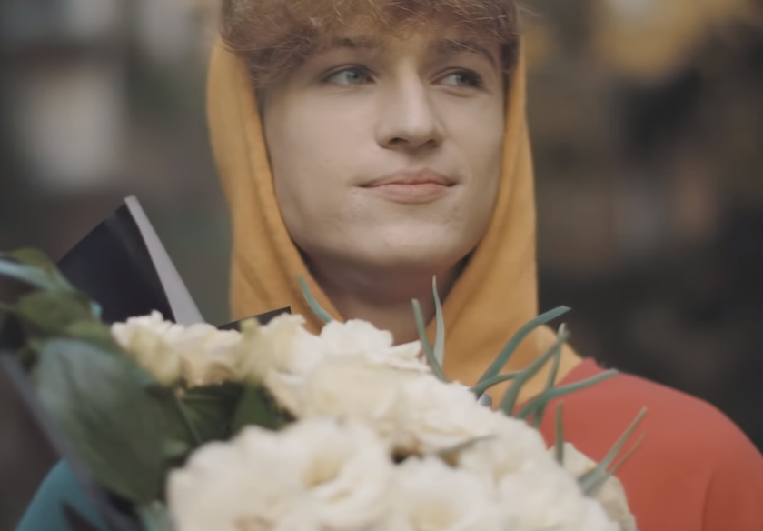 Христина Соловий сняла в своем новом клипе самого популярного видеоблогера