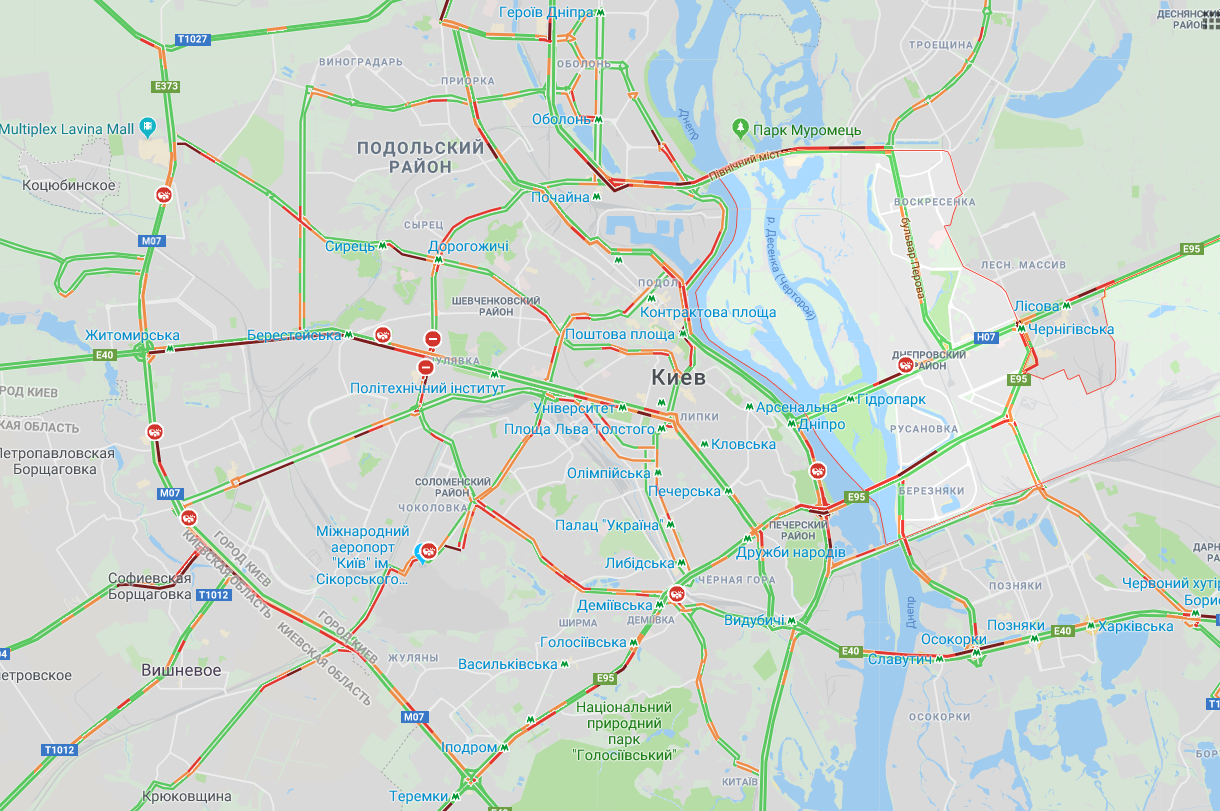 В Киеве образовались многочисленные пробки