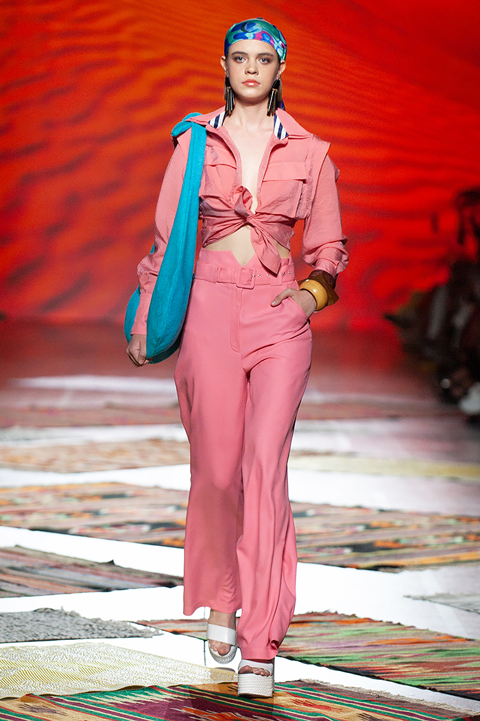 Хиппи VS Бизнес-леди: 14 модных трендов весны 2020 от украинских дизайнеров