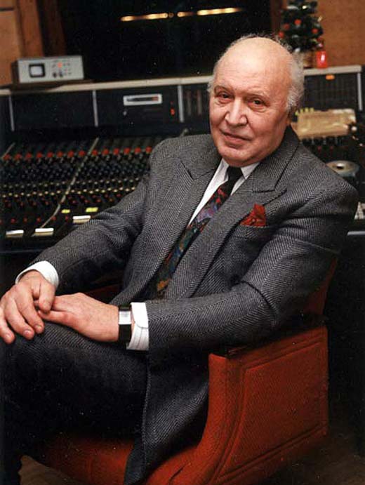 Помер диктор Балашов, який повідомив про політ Гагаріна в космос: як звучав його голос (відео)