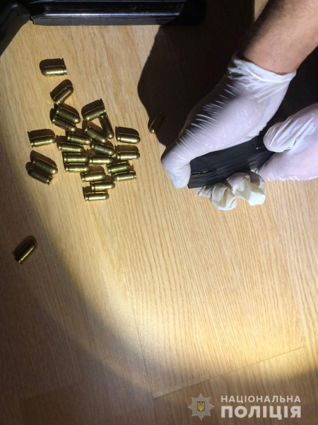 Полиция задержала стрелка, ранившего в Печерском районе охранника рынка