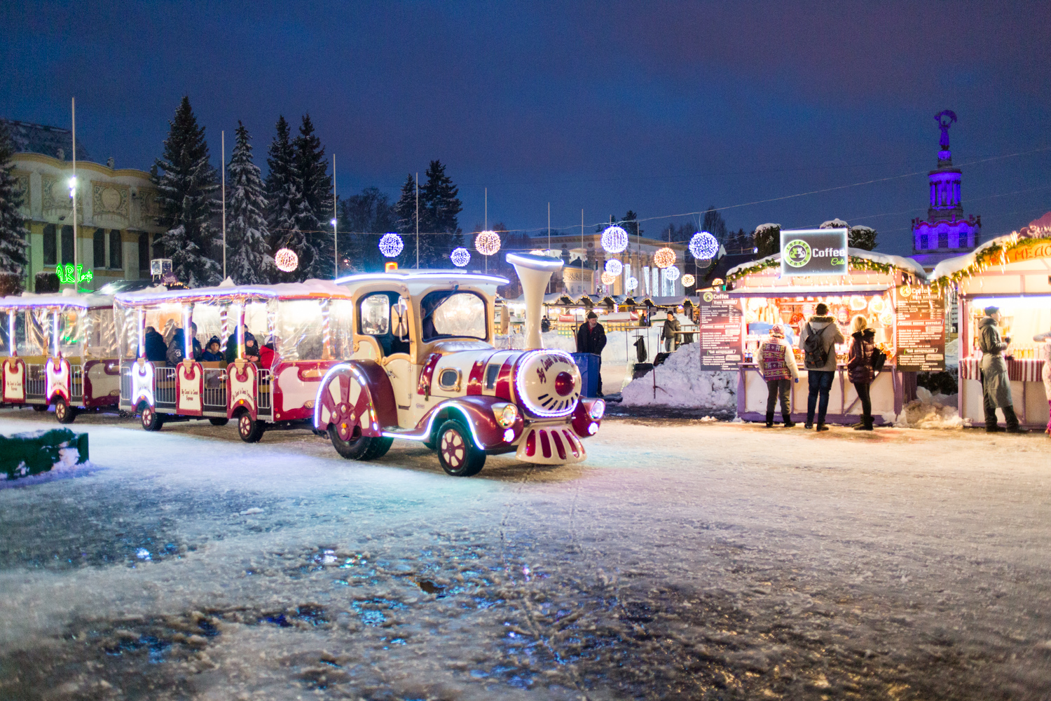 Развлечения для всей семьи: в Киеве начнет работать "Зимова Країна на ВДНГ"