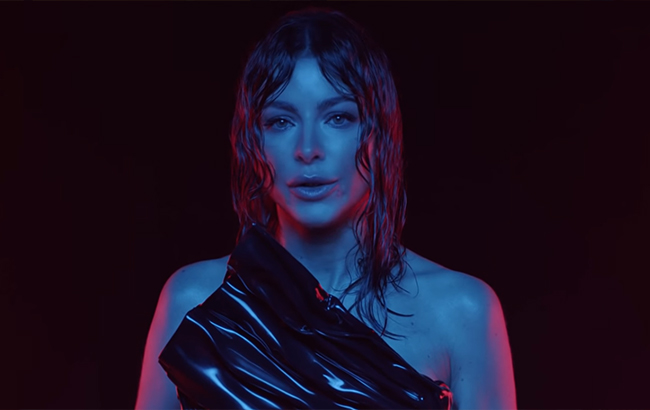 Ни о чем: новый клип Ани Лорак разочаровал фанатов (видео)