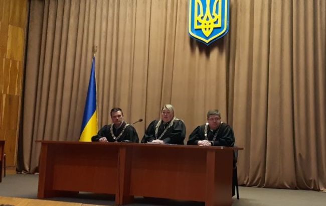 Суд розглядає позов про зняття Зеленського з виборів: онлайн