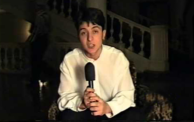 Похож на Алладина: видео с молодым Зеленским взорвало сеть