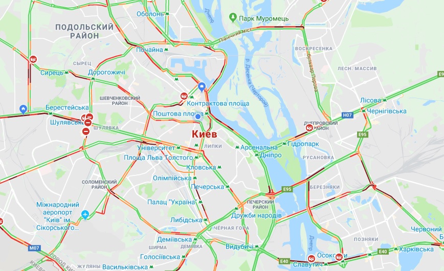 В Киеве с утра образовались многочисленные пробки