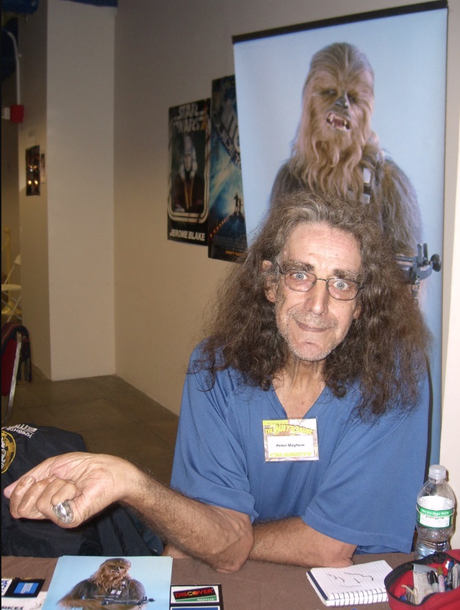 Помер виконавець ролі Чубакки в "Зоряних війнах"