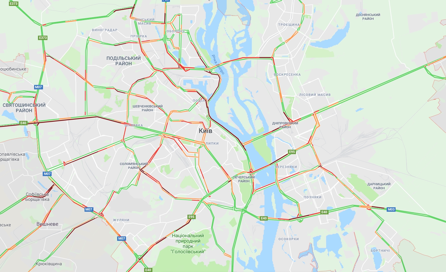 В Киеве образовались многочисленные пробки