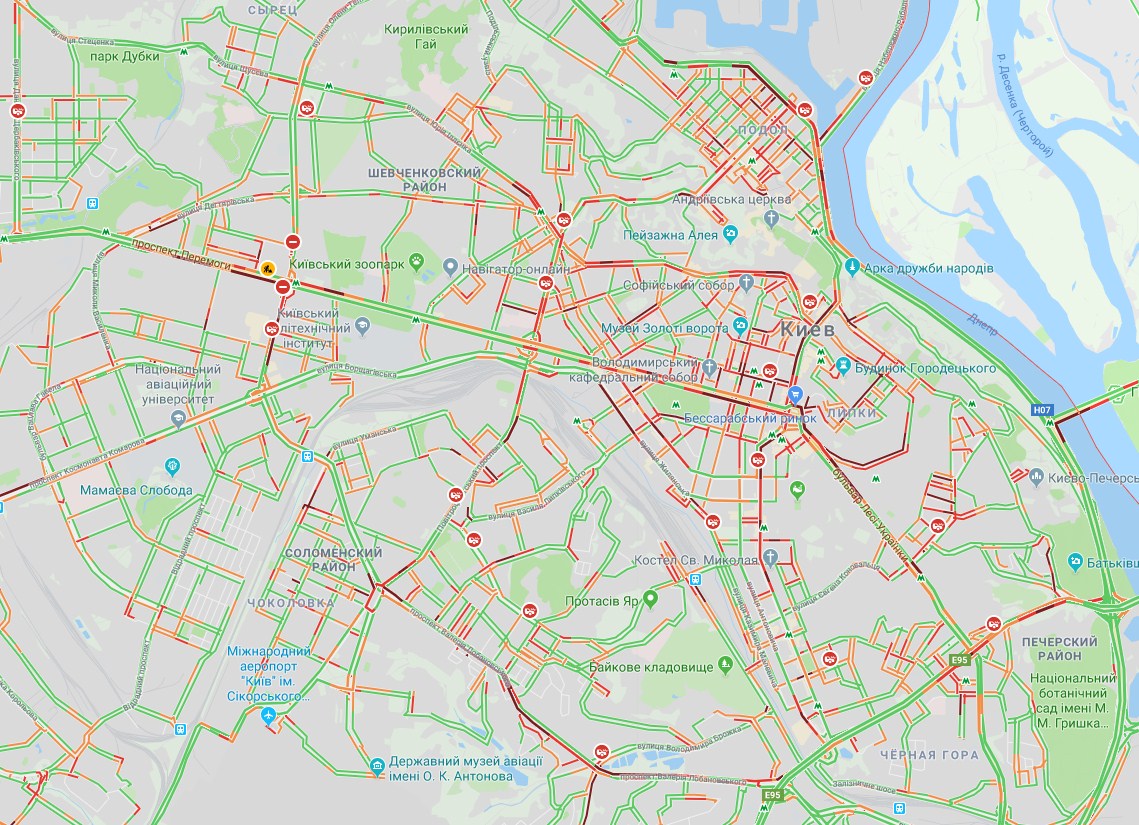 Киев сковали пробки