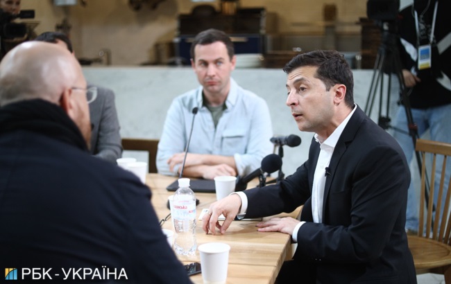 Я бы ему ответил по-другому: Зеленский заступился за Мендель