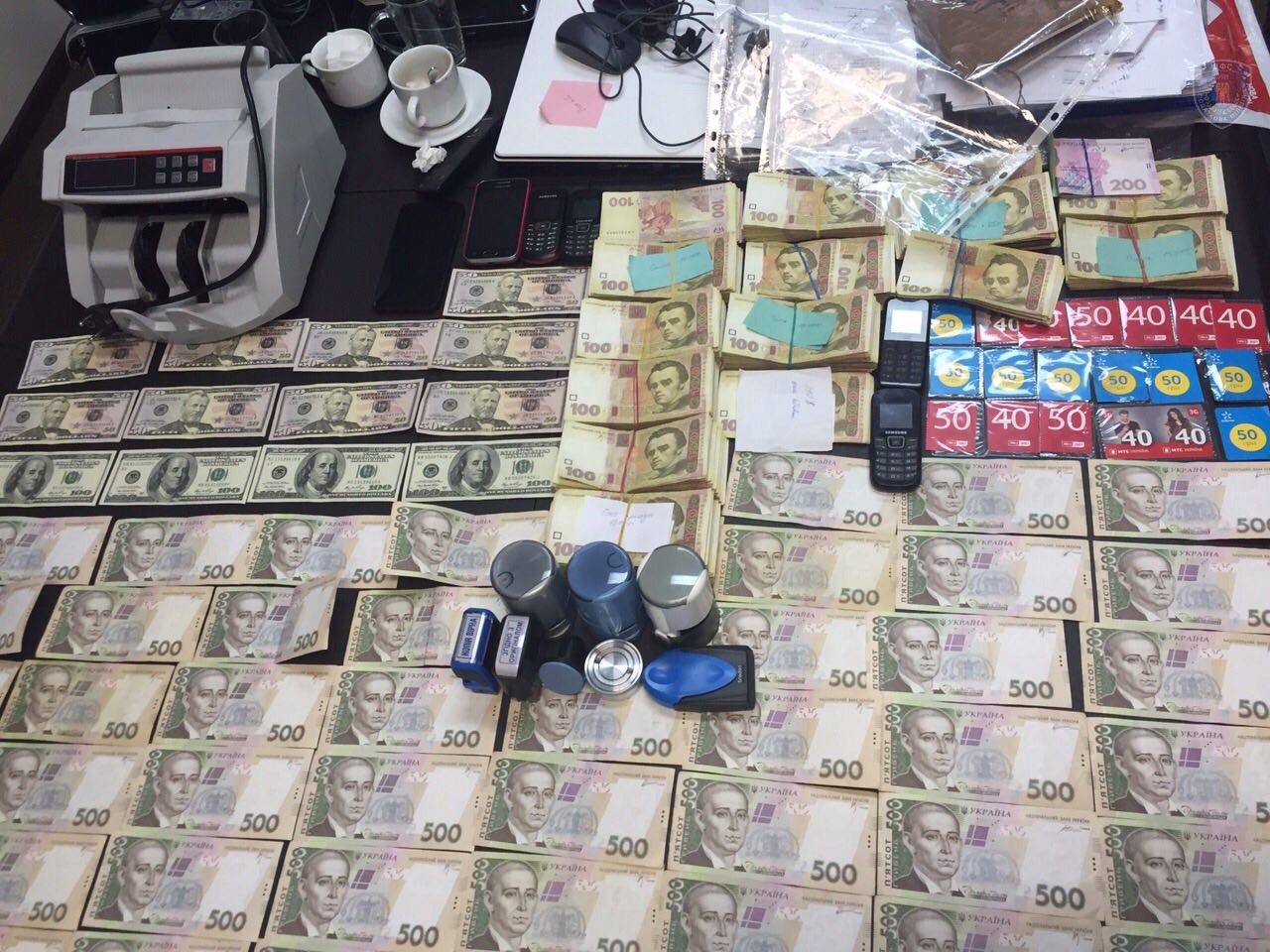 В Киеве ликвидировали 2 конвертцентра с оборотом почти 1 млрд гривен