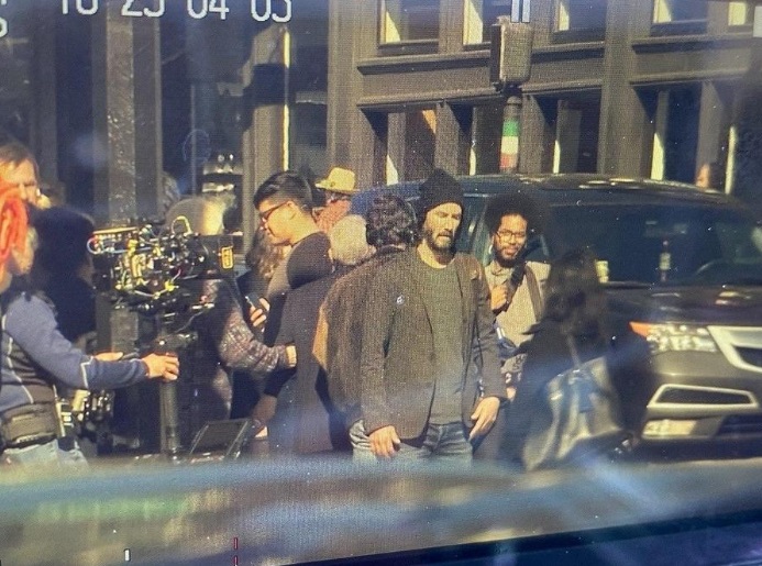 Нео вже не той: у мережу злили фото зі зйомок четвертої "Матриці"