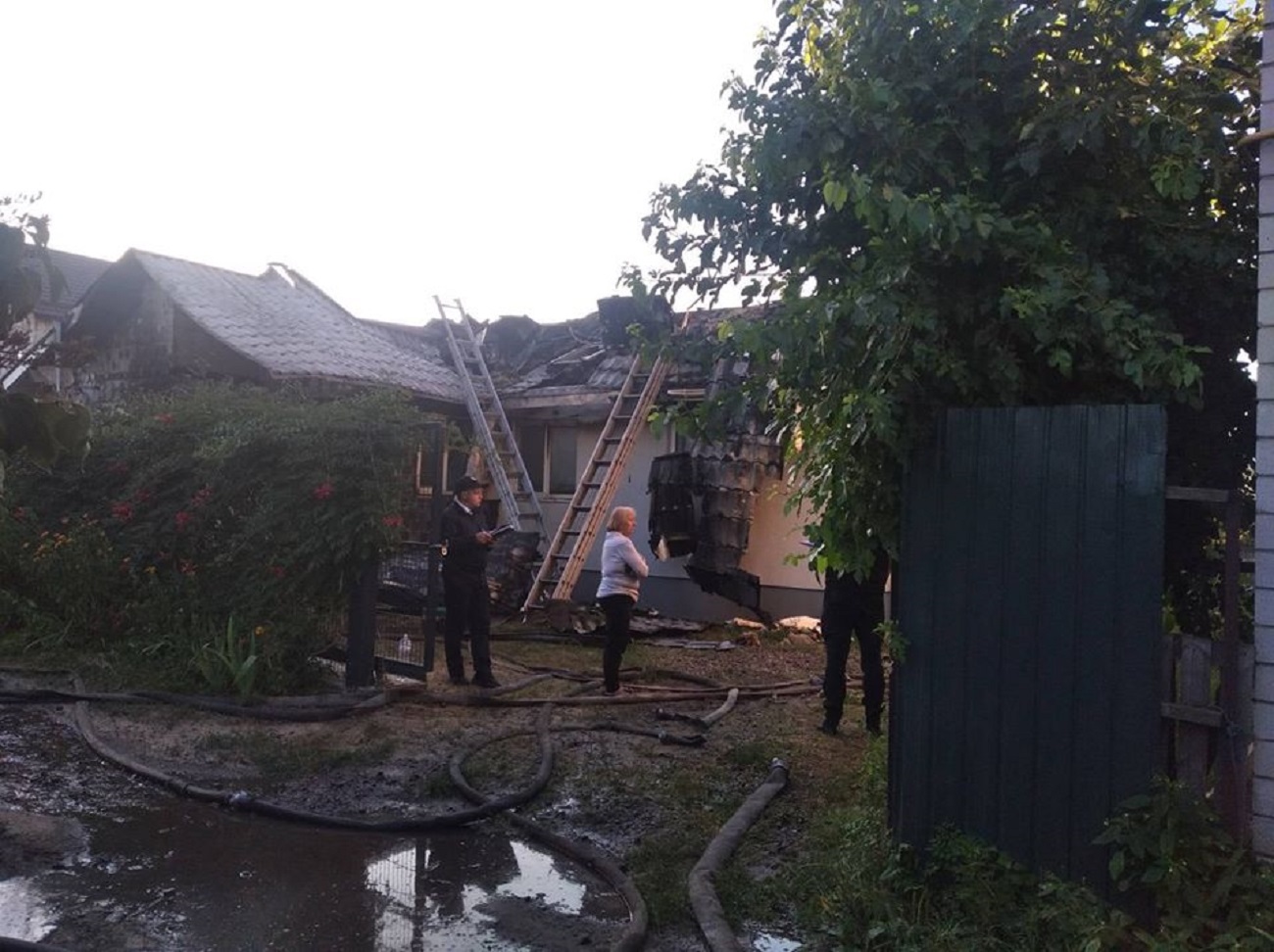 Шабунін заявив про підпал будинку, поліція встановлює обставини