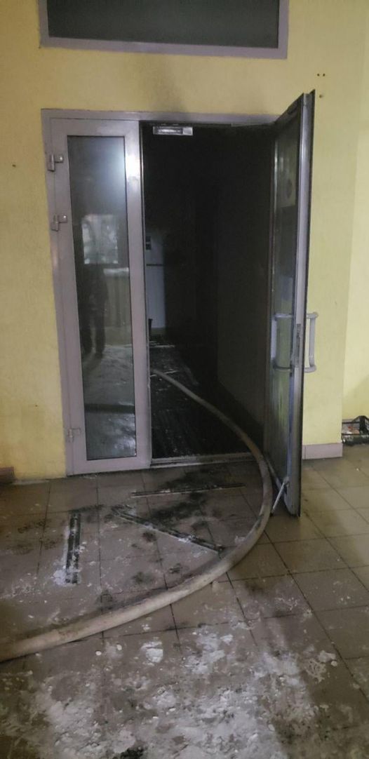 Во Львове горело отделение одного из банков. Полиция расследует поджог