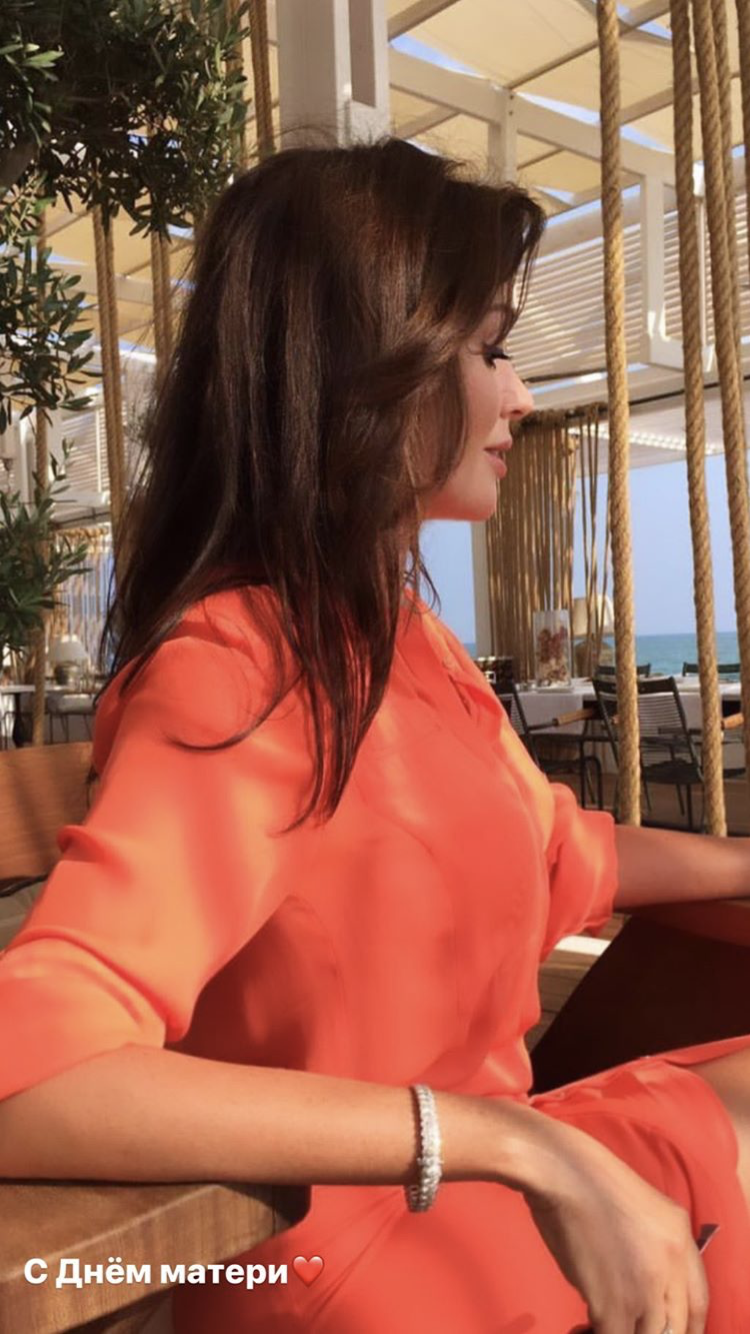 Заворотнюк разводится с мужем: всплыли новые детали скандала