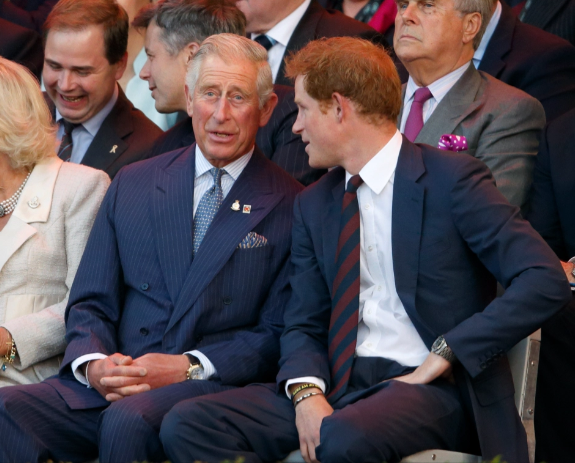 Принц Чарльз відмовився зустрічатися з сином Гаррі у Лондоні: яка причина