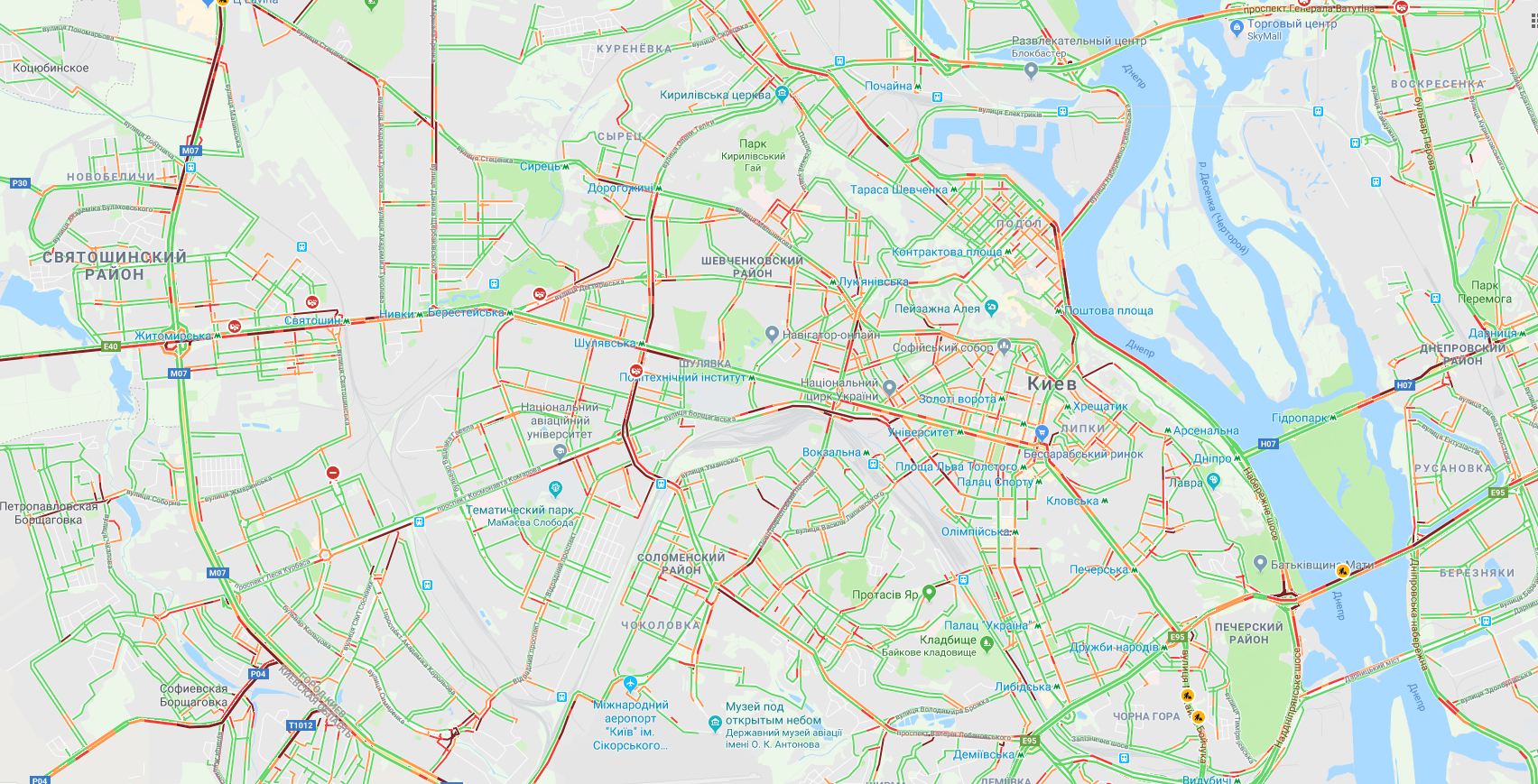 На дорогах Киева образовались многочисленные пробки