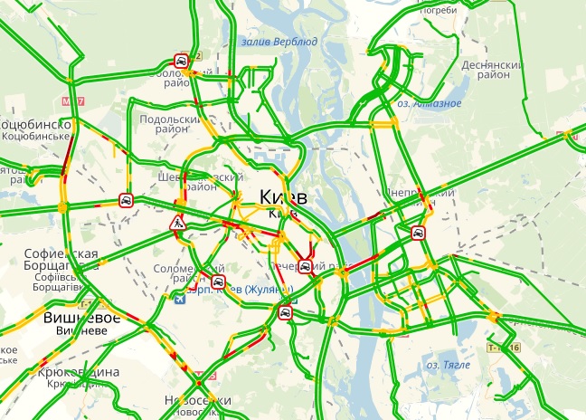 У центрі Києва утворилися затори
