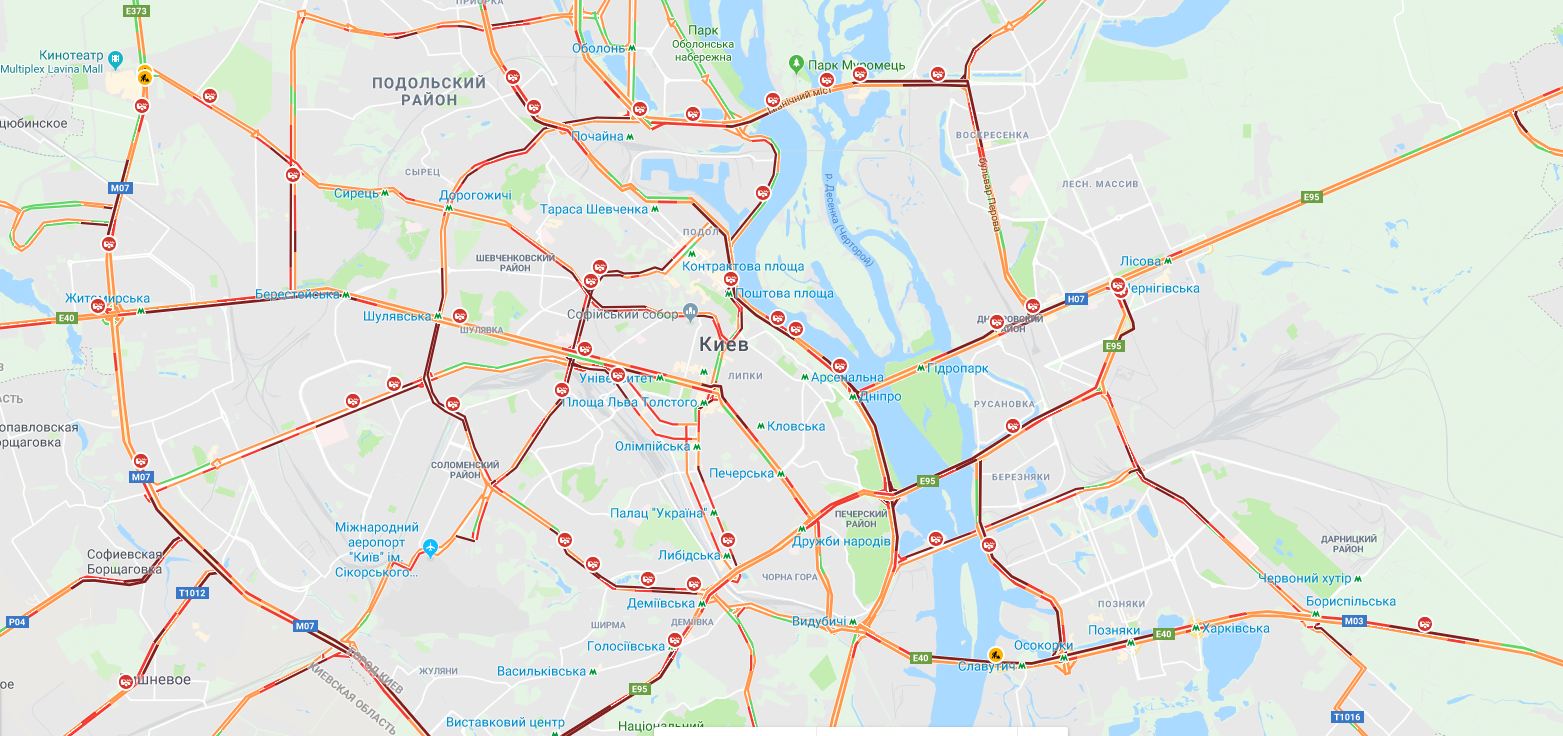 В Киеве образовались огромные пробки