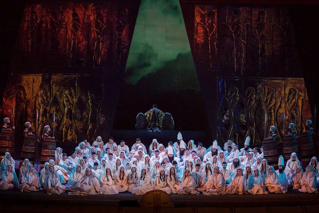 Что ожидает зрителей Национальной оперы Украины в январе: знаковые представления