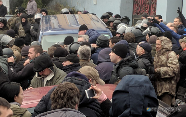 Задержание Саакашвили: возле дома политика начались столкновения