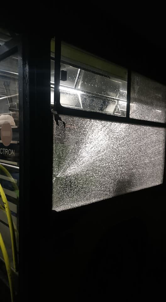 Во Львове обстреляли пассажирский автобус: фото и видео инцидента