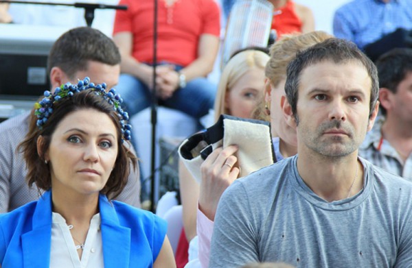 Вакарчук и Ляля Фонарева в начале семейной жизни: история любви и редкие фото