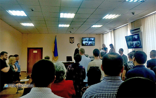 Суд продолжил рассмотрение дела о массовых беспорядках возле Рады в 2015 году