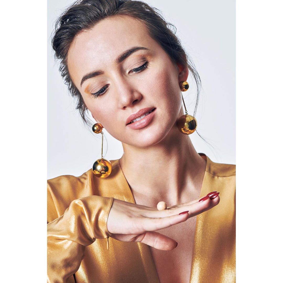 Как чувствовать себя королевой: секреты красоты Анны Ризатдиновой