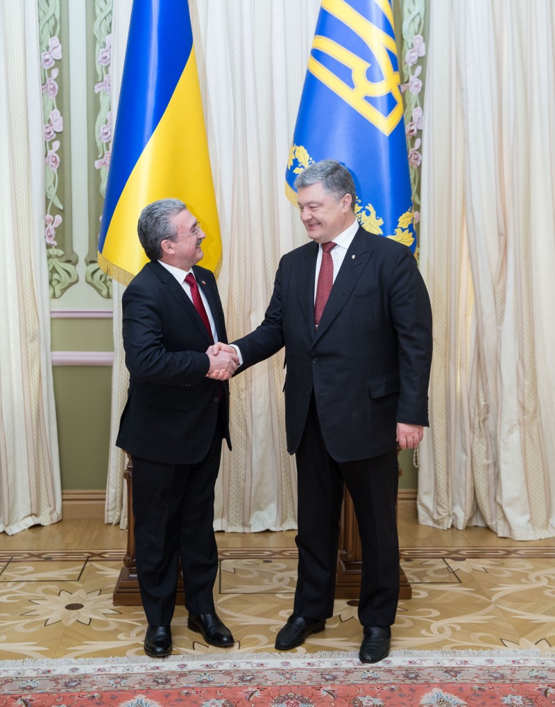 Порошенко принял верительные грамоты у послов Гватемалы, Чили и Мавритании