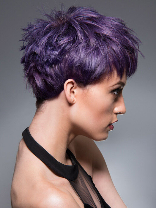 Будь неотразимой! Стилисты назвали самые модные окрашивания осени 2020