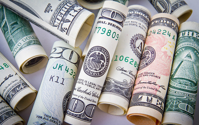 Будьте осторожны: как распознать фальшивую долларовую купюру