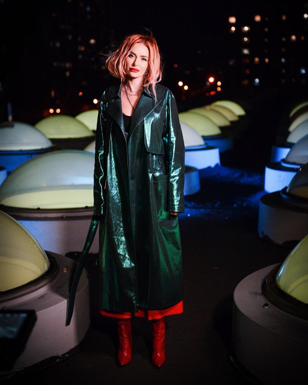 Леди-соблазн: Слава из НеАнгелов "зажигает" чувственным фото