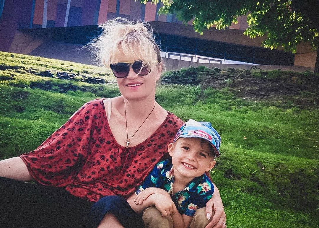 Який красунчик! Слава з НеАнгелів зворушила мережу милим фото з сином-індіанцем