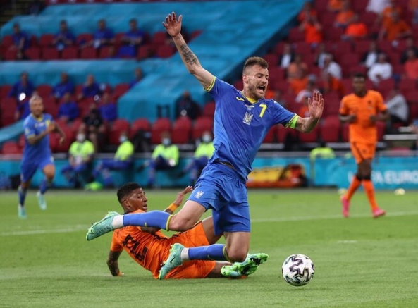 Мы проиграли битву, но не войну: реакция сети на исторический матч сборной Украины