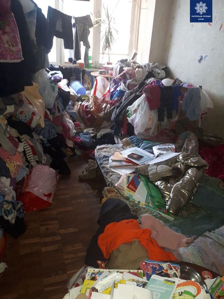 У Києві на вулиці знайшли 6-річну дівчинку: її історія потрясла "копів"