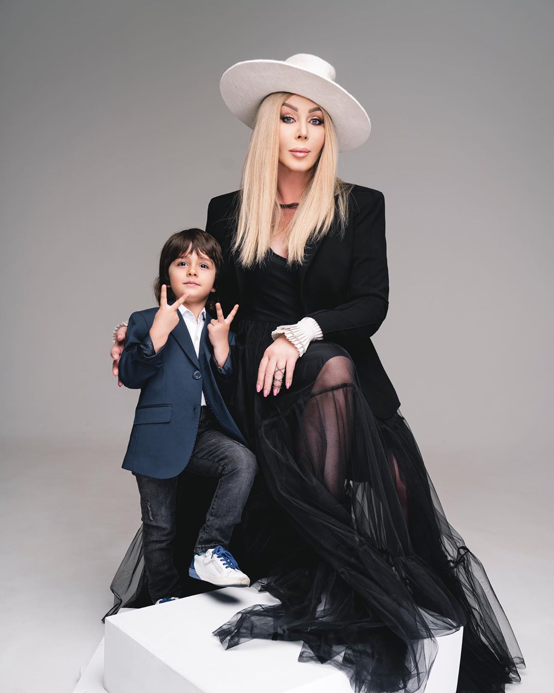 Готова была продать квартиру: Ирина Билык впервые рассказала о суррогатной матери сына