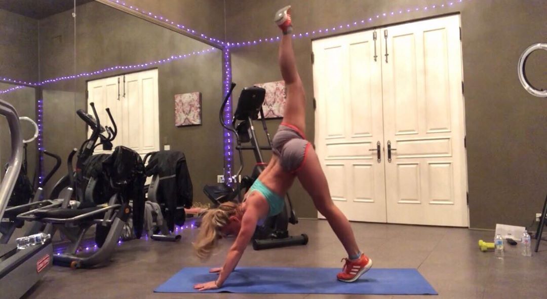 Худа, як голка: Брітні Спірс публічно захистила свою фігуру