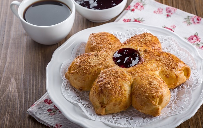 На Старый Новый год готовят выпечку с предсказаниями