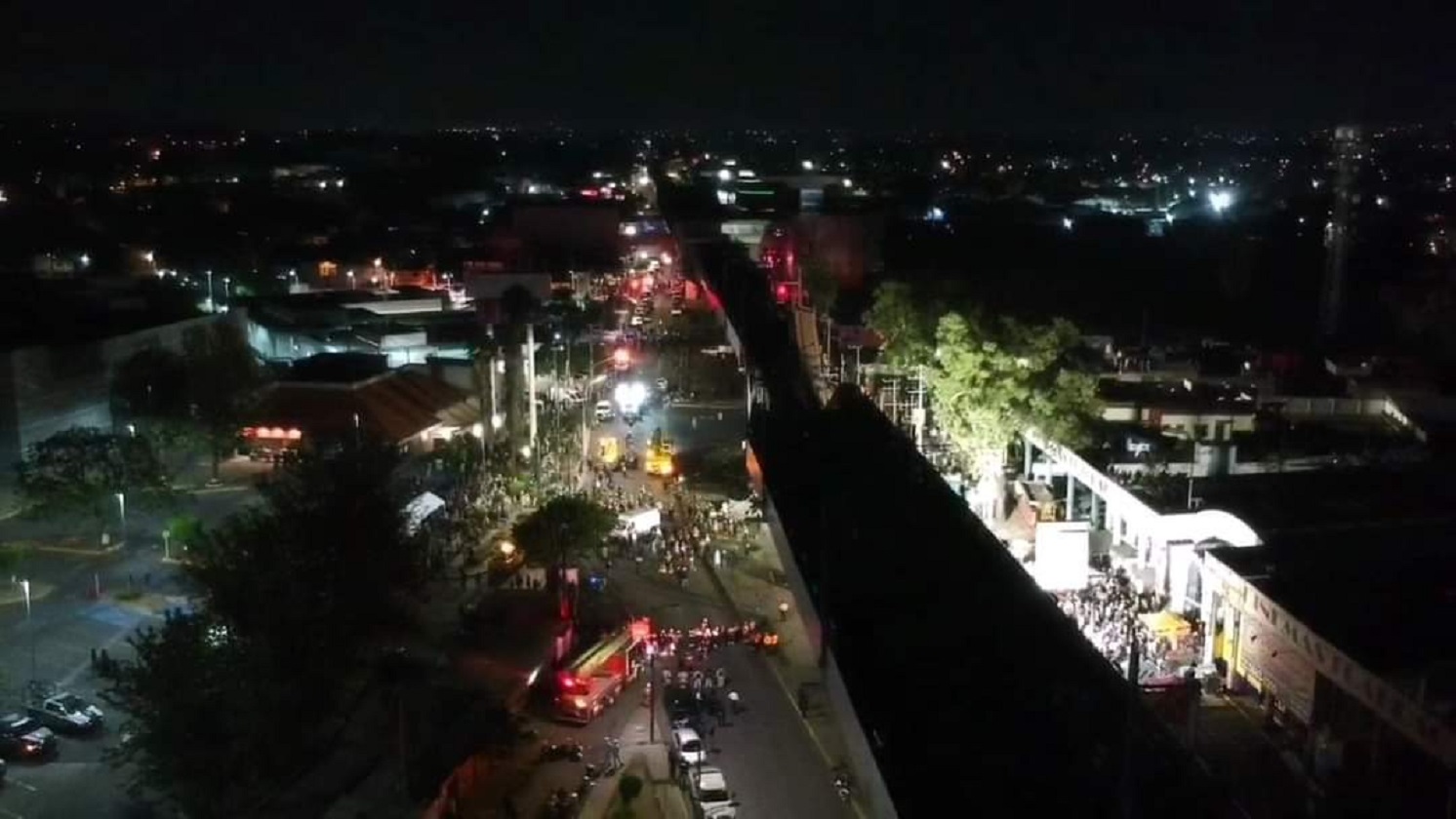 В Мехико обрушился метромост: что сейчас известно