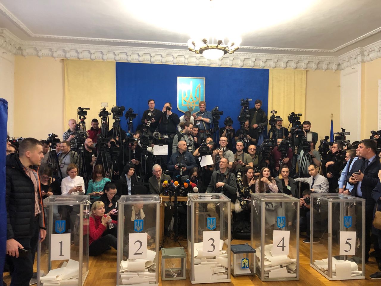 Вибори 2019: як проходить голосування за президента України