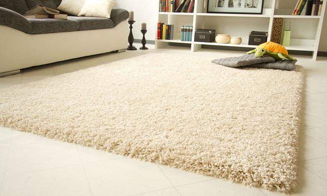 Ковер на полу для утепления квартиры 