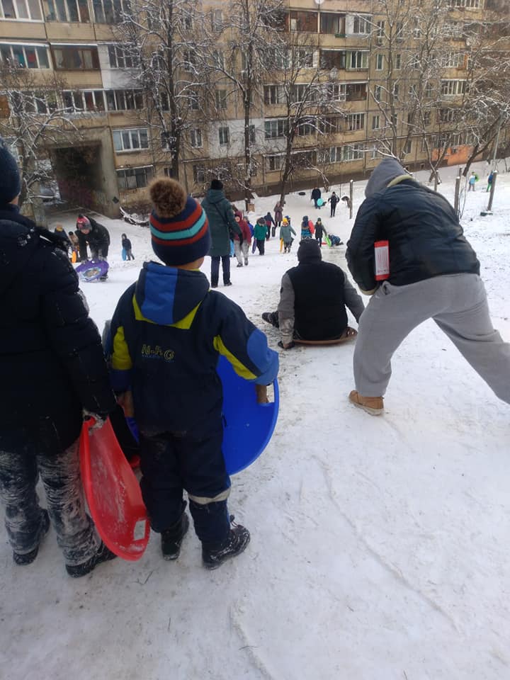В Киеве устроили свой Буковель: как развлекаются украинцы