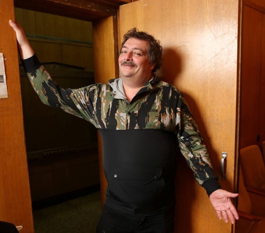 Ждут великие дела: Дмитрий Быков рассказал о своем самочувствии