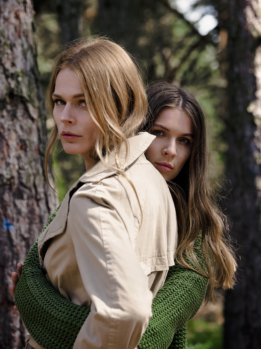 Найкращі подруги: Ольга Фреймут захопила стильною фотосесією із сестрою