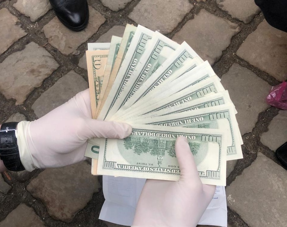 Правоохранители проводят обыски во Львовской мэрии