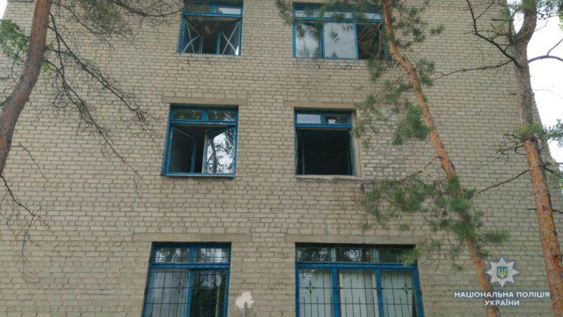 Боевики снова обстреляли Торецк из артиллерии, есть повреждения